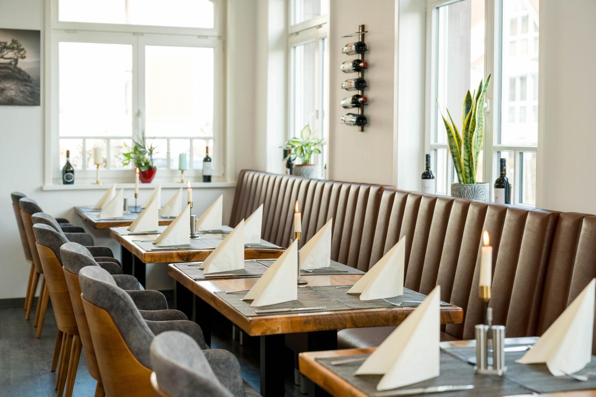Roca Restaurant Und Hotel Bommersheim Extérieur photo